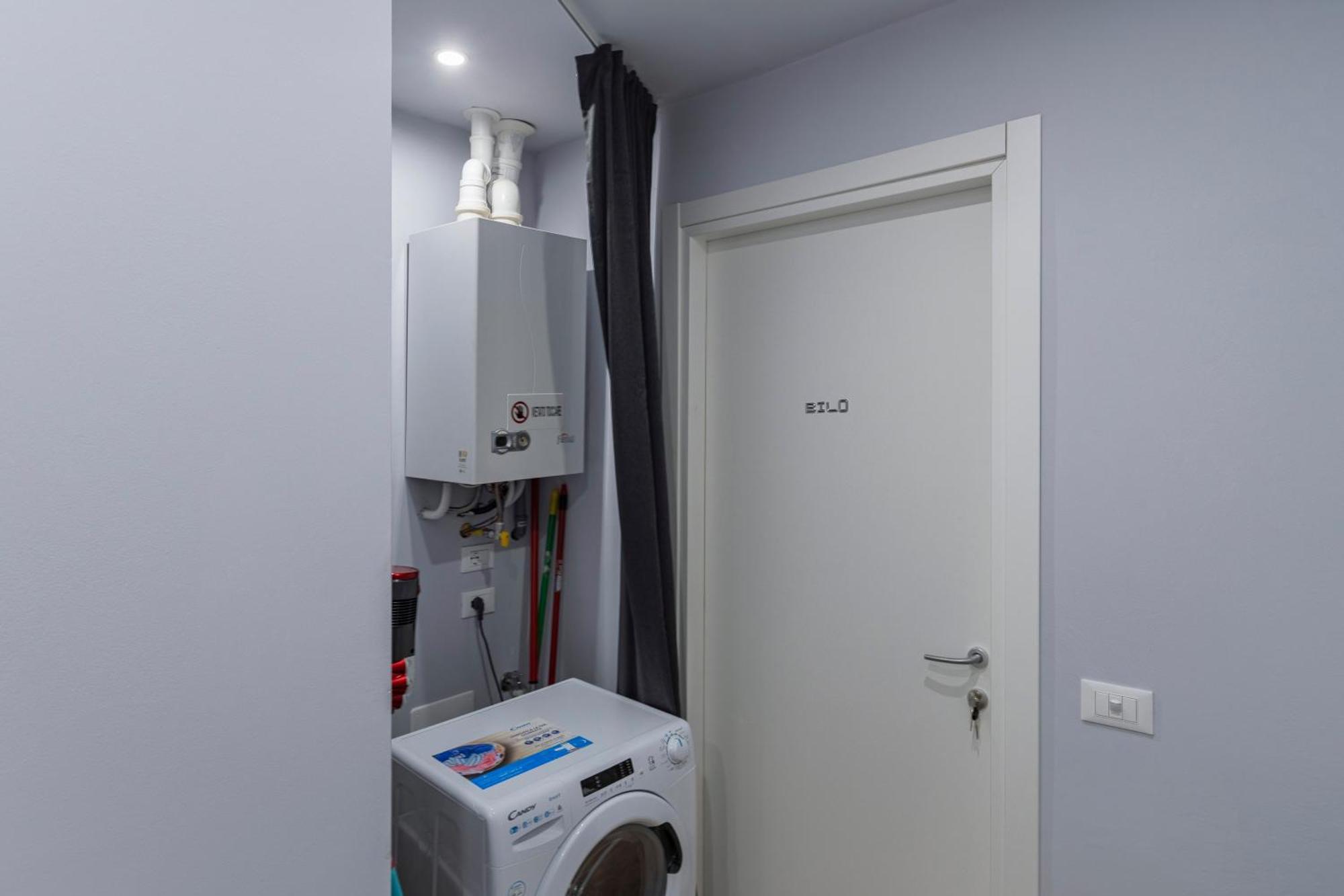 Casa Monti - Pavia City - By Host4U Bagian luar foto