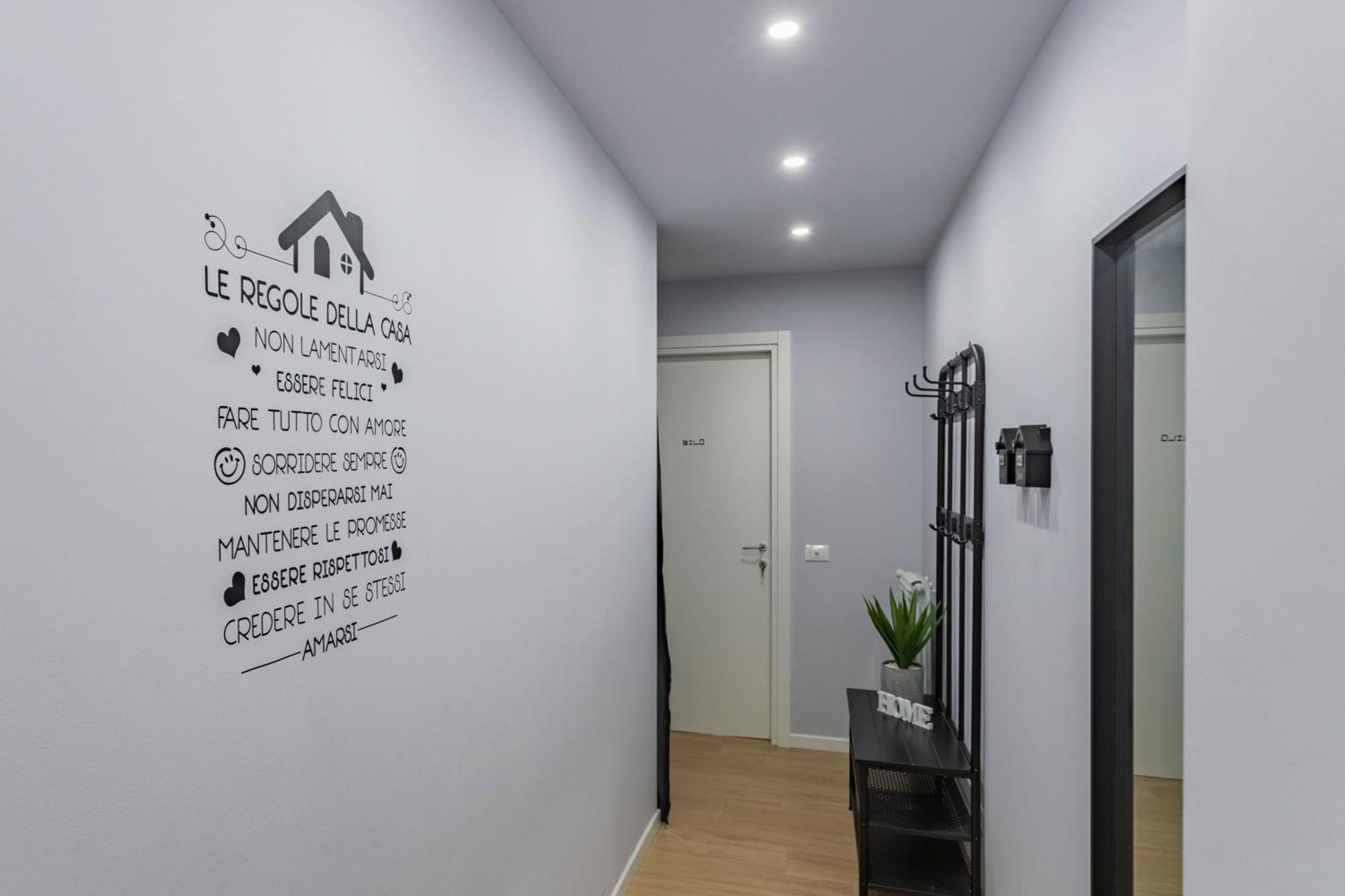 Casa Monti - Pavia City - By Host4U Bagian luar foto