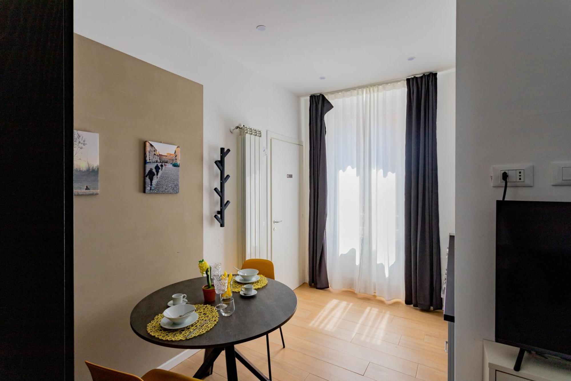 Casa Monti - Pavia City - By Host4U Bagian luar foto
